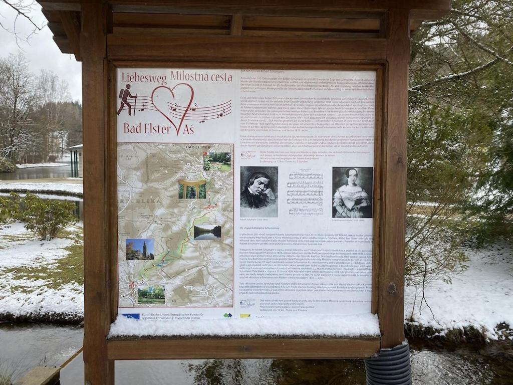 Fewo Roland Ranft Direkt Am Kurpark Barrierearm 60Qm Bad Elster Exteriör bild